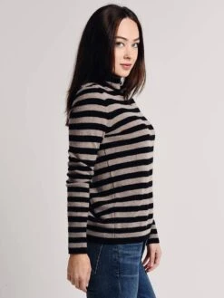White + Warren Essential Stripe Turtleneck 8 White + Warren Essential Stripe Turtleneck -ST.BERNARD Clothing 16649c black minkalt2