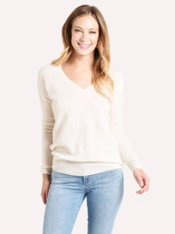 White+Warren Essential V Neck