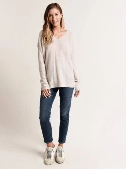 White + Warren V Neck Wide Rib Hem Sweater -ST.BERNARD Clothing 17746x pebbletweedalt1
