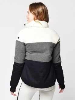 Erin Snow Women’s Lola Jacket In Merino Sporty 7 Erin Snow Women’s Lola Jacket In Merino Sporty -ST.BERNARD Clothing 1810412 BONE DOVE INKalt2