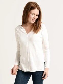 Project J Seamed V-Neck Sweater -ST.BERNARD Clothing 18261 white 2b5086be 9f68 4601 96c9 81c7061ea53a