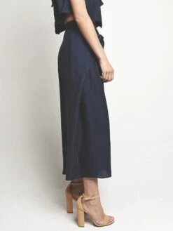 Milly Cropped Sarong Tie Pant 7 Milly Cropped Sarong Tie Pant -ST.BERNARD Clothing 207ws03999 navyalt1