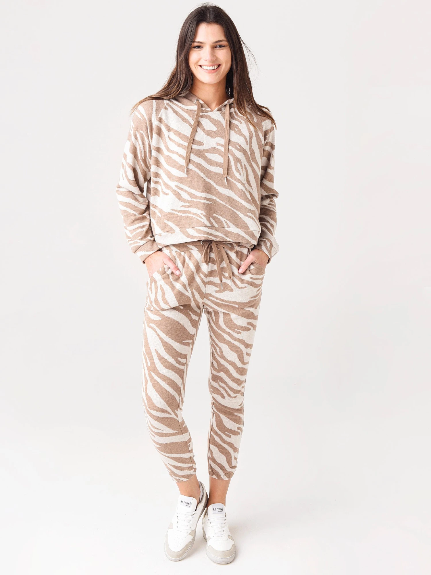 BB Dakota Women's Nature Of Love Hoodie 2 BB Dakota Women's Nature Of Love Hoodie - Image 2