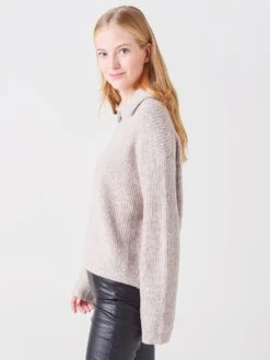 Velvet Women's Eve Sweater -ST.BERNARD Clothing EVE05xOATxAlt2 47488905