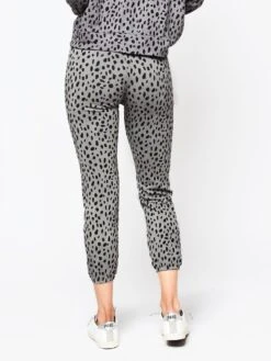 Monrow Cheetah Stitched Elastic Vintage Sweats 6 Monrow Cheetah Stitched Elastic Vintage Sweats -ST.BERNARD Clothing HB0301 9 VINTAGEBLACKalt2