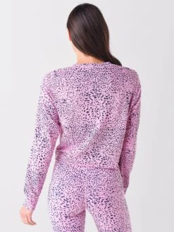 Monrow Women's Mini Cheetah Cutoff Boyfriend Sweatshirt 8 Monrow Women's Mini Cheetah Cutoff Boyfriend Sweatshirt -ST.BERNARD Clothing HT1059xHOTPINKxAlt3 37230861