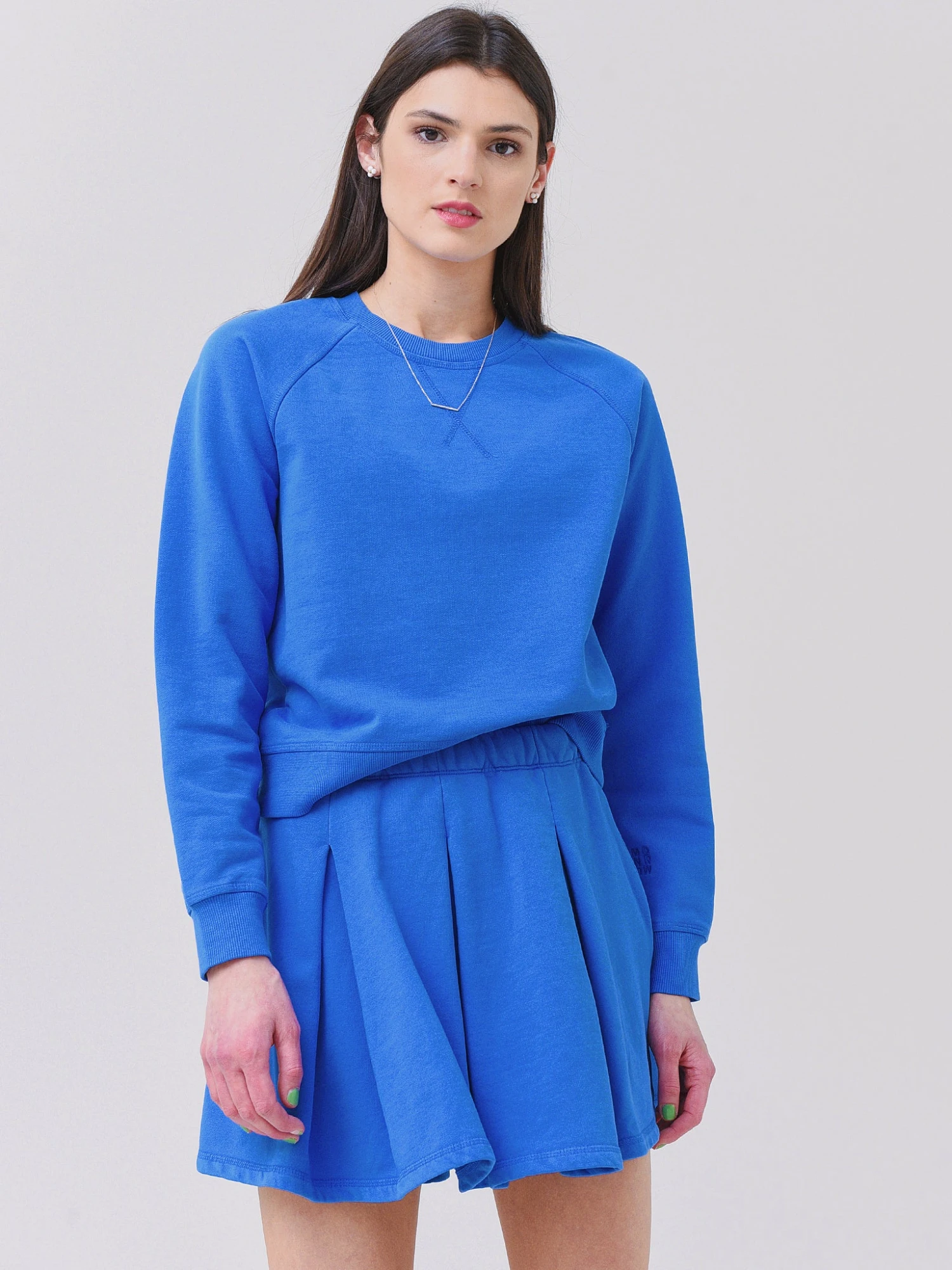 Monrow Women's Raglan Sweatshirt 2 Monrow Women's Raglan Sweatshirt - Image 2