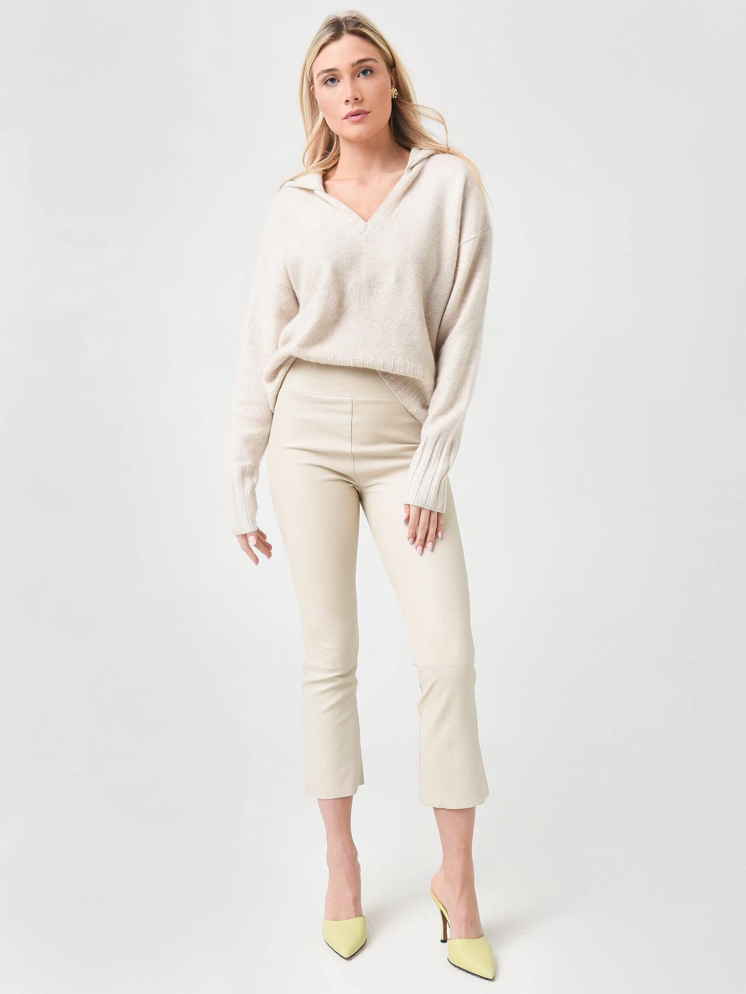 Naadam Cashmere Women's Marled Cashmere Hoodie 2 Naadam Cashmere Women's Marled Cashmere Hoodie - Image 2