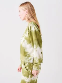 Velvet Women's True Sweatshirt -ST.BERNARD Clothing TRUE05xGREENxAlt2 47427484