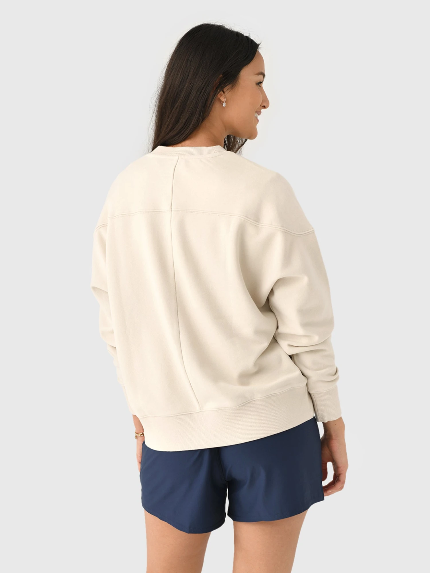 Vuori Women's Sedona Weekender Crew 4 Vuori Women's Sedona Weekender Crew - Image 4