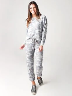 Z Supply Women's Ava Rose Camo Jogger -ST.BERNARD Clothing ZP203622xHEATHERGREYxAlt3 16474868