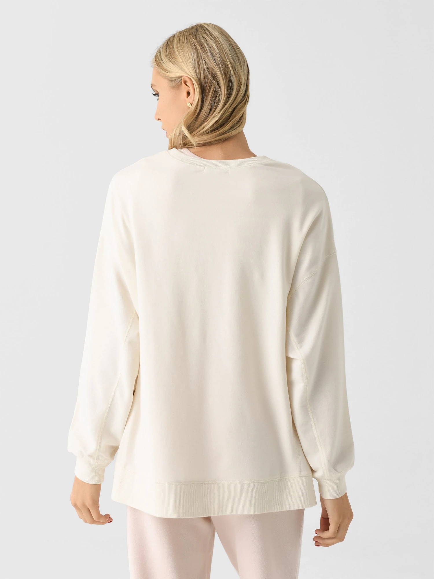 Z Supply Women's Modern Weekender Sweatshirt 4 Z Supply Women's Modern Weekender Sweatshirt - Image 4