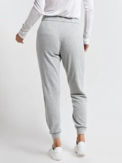 Cupcakes And Cashmere Deano -ST.BERNARD Clothing ci403475 lightheathergreyalt3