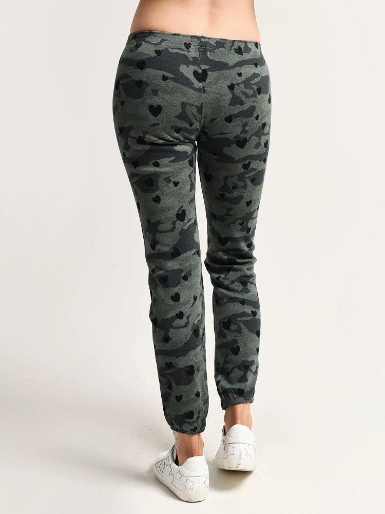 Monrow Elastic Waist Sweats With Hearts And Camo 4 Monrow Elastic Waist Sweats With Hearts And Camo - Image 4