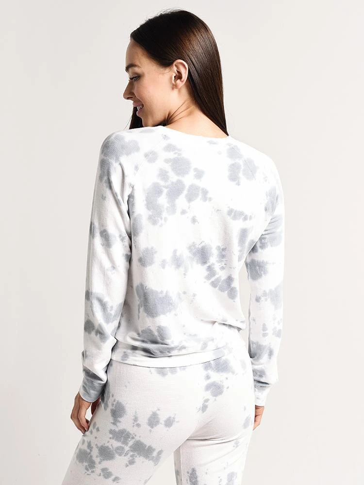 Monrow Vintage Raglan Pullover With Cloud Tie Dye 4 Monrow Vintage Raglan Pullover With Cloud Tie Dye - Image 4