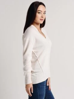 Brochu Walker Allina Fringe Vee Sweater -ST.BERNARD Clothing lux2581 opalovoryalt2