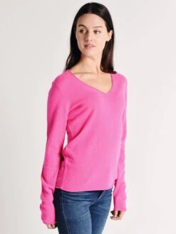 Majestic Cashmere Long Sleeve V-Neck -ST.BERNARD Clothing t011 fpu020 rosefluoalt1