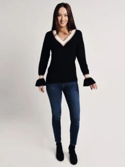 Do+Be V Neck Color Block Sweater -ST.BERNARD Clothing y16340 blackalt1