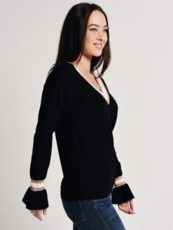 Do+Be V Neck Color Block Sweater -ST.BERNARD Clothing y16340 blackalt2